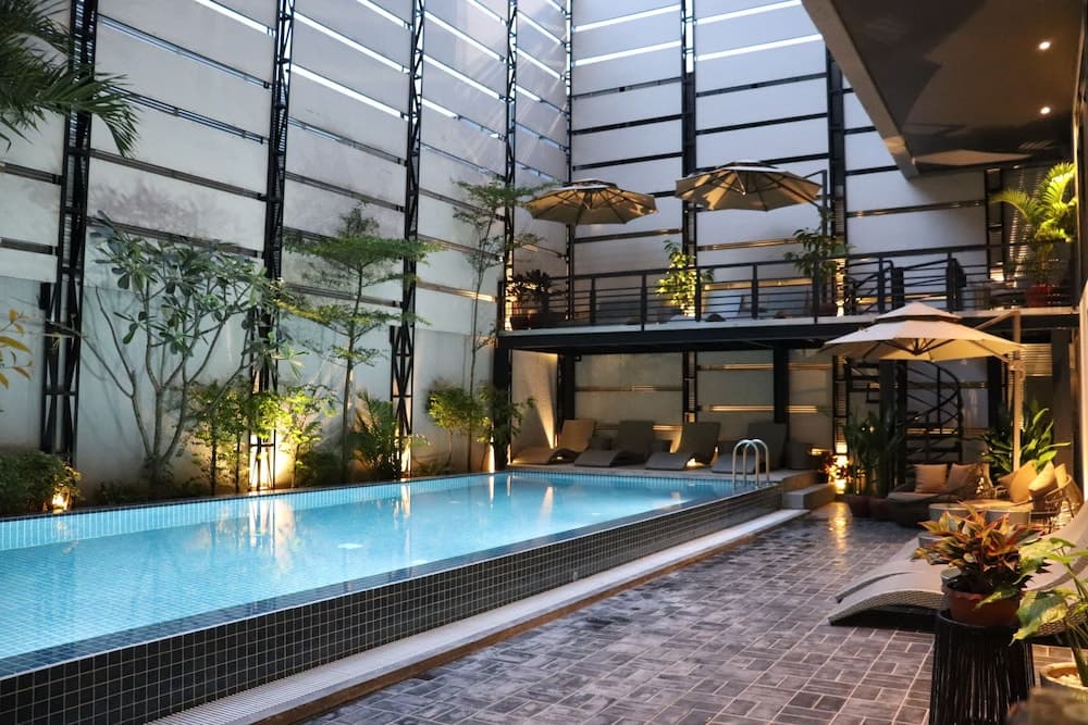 CHECK inn Phnom Penh BKK 1