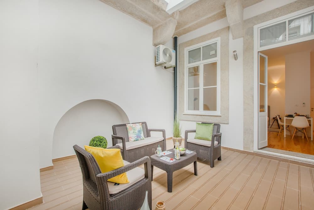 Santa Catarina Experience in Porto Apartment