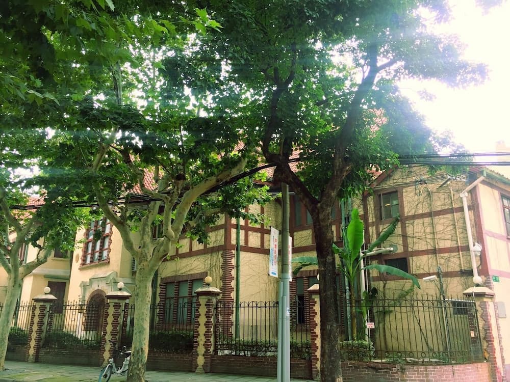 No.5 Chinese Vintage House