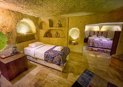 Heritage Cave Suites