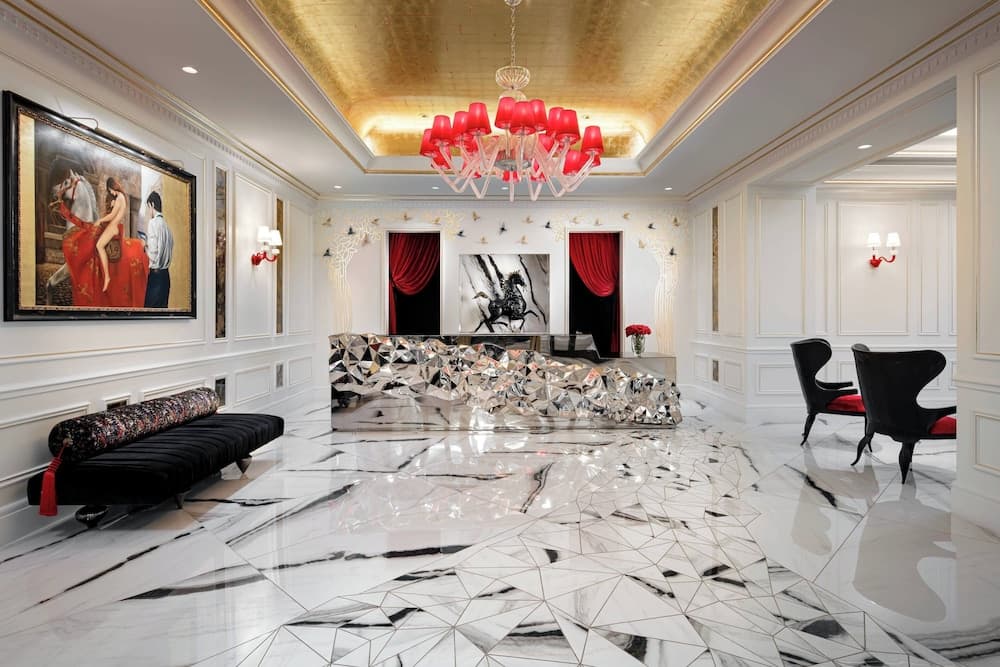 Grand Bohemian Charlotte, Autograph Collection