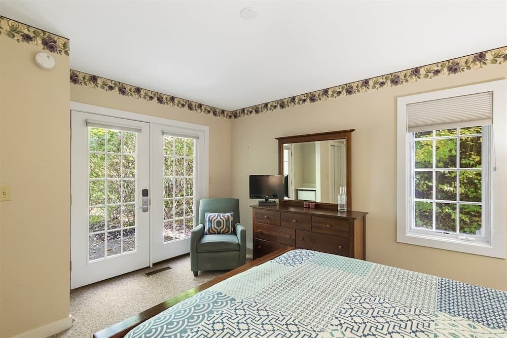 Family Friendly Overlook at Topnotch