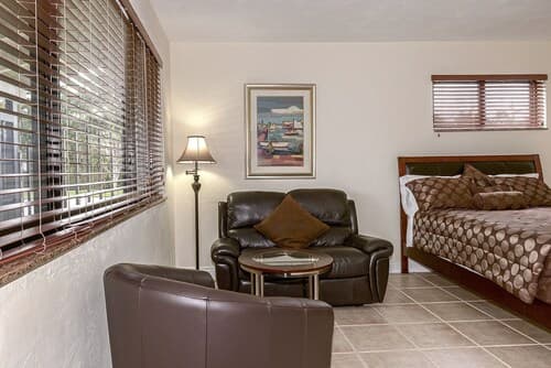 Shell Studios Hallandale Beach