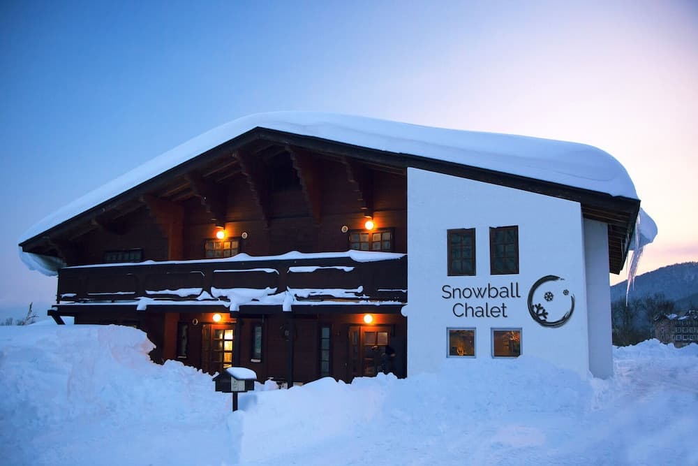 Snowball Chalet at Madarao Mountain
