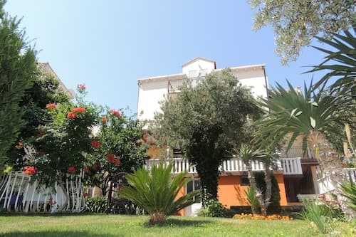Apartments Travarevic