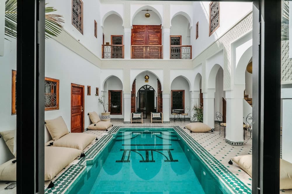 Riad NayaNour