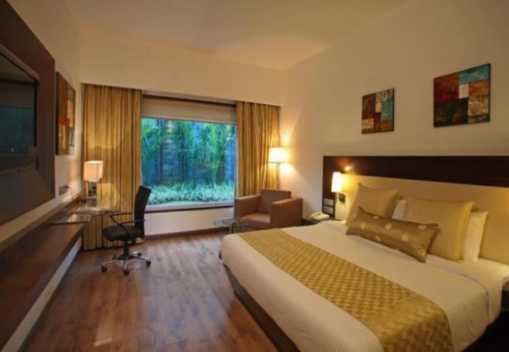 Royal Residence Iffco Chowk