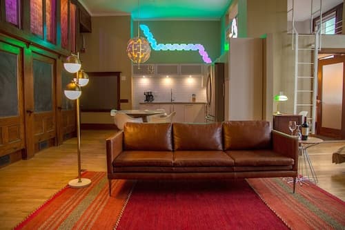 School 31 Lofts at Colors Studios