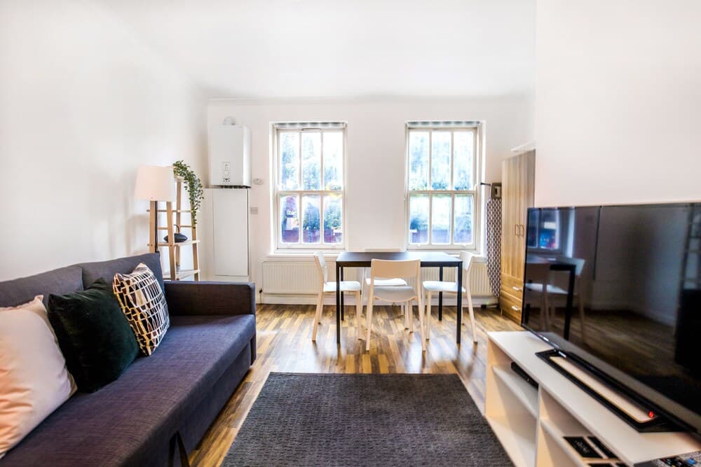 Old Street Apartments by MoreThanStays