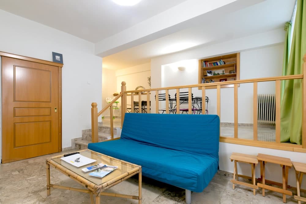 Cozy Apartment in the Heart of Athens