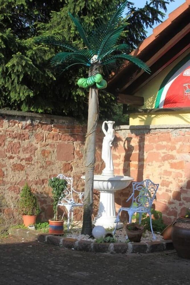 Bahçe