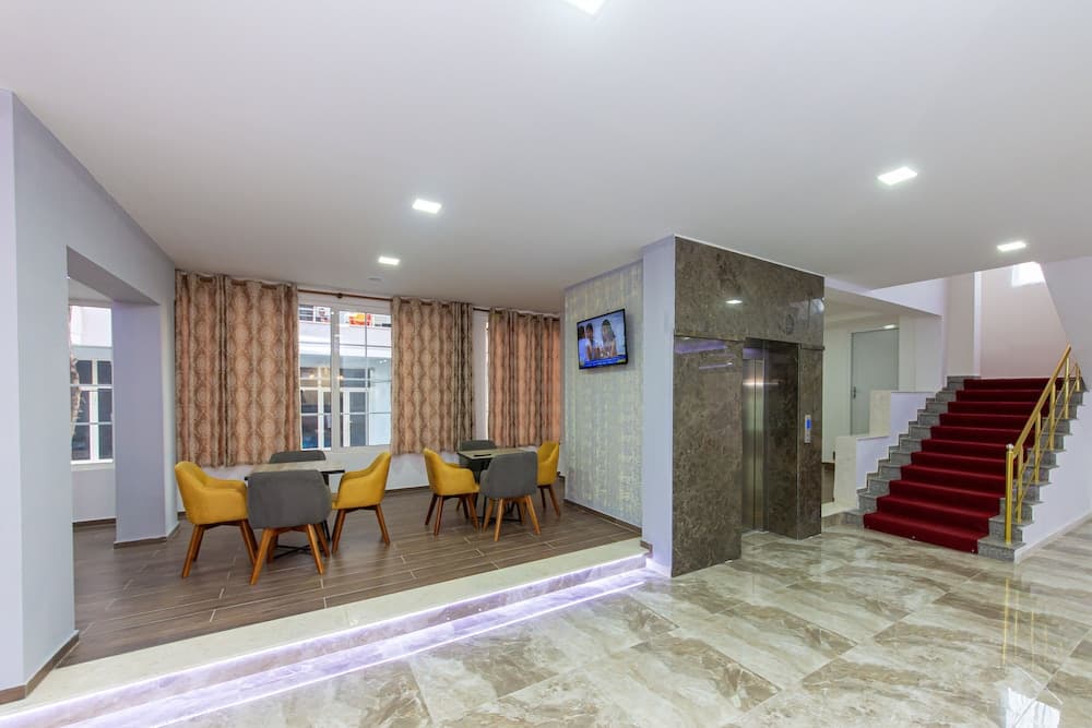 Lobi dinlenme salonu