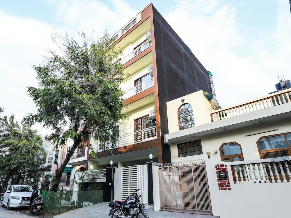 OYO 29022 Golden Imperial