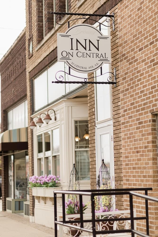 Inn On Central