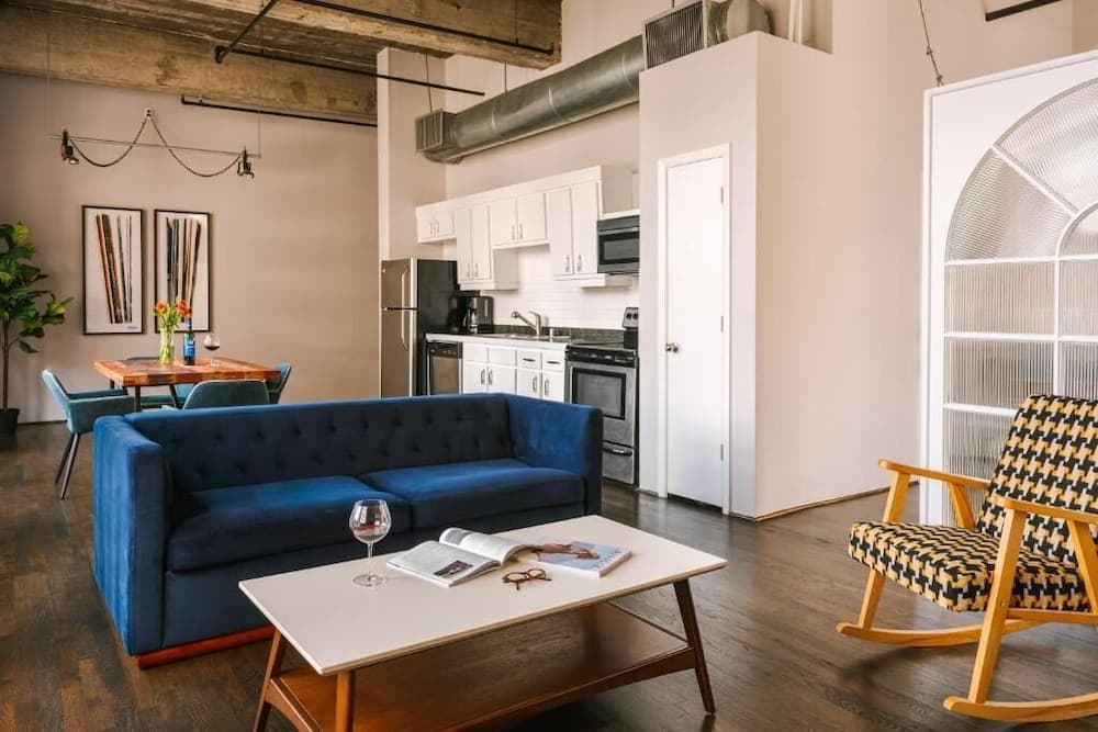 Reside Houston Dwntwn, Wyndham