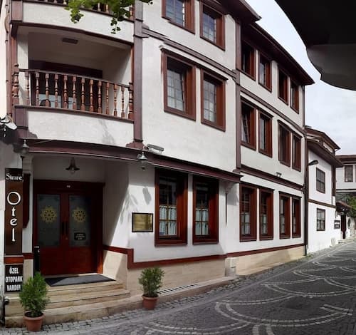 Simre Otel