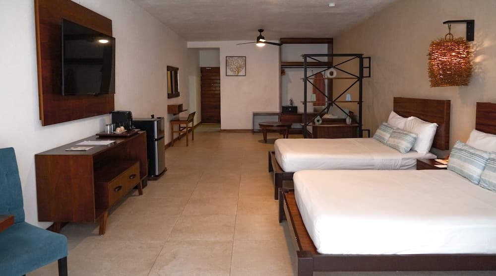 The Mint Resort Isla Mujeres