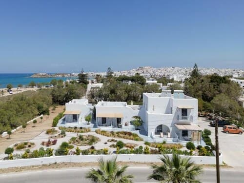 Crystal Mare Suites