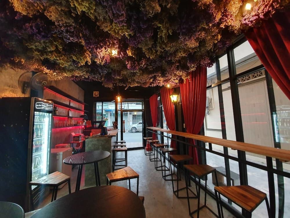 2Street Hostel at Surathani - Adults Only