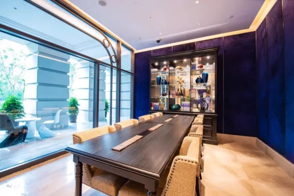 Lobi dinlenme salonu