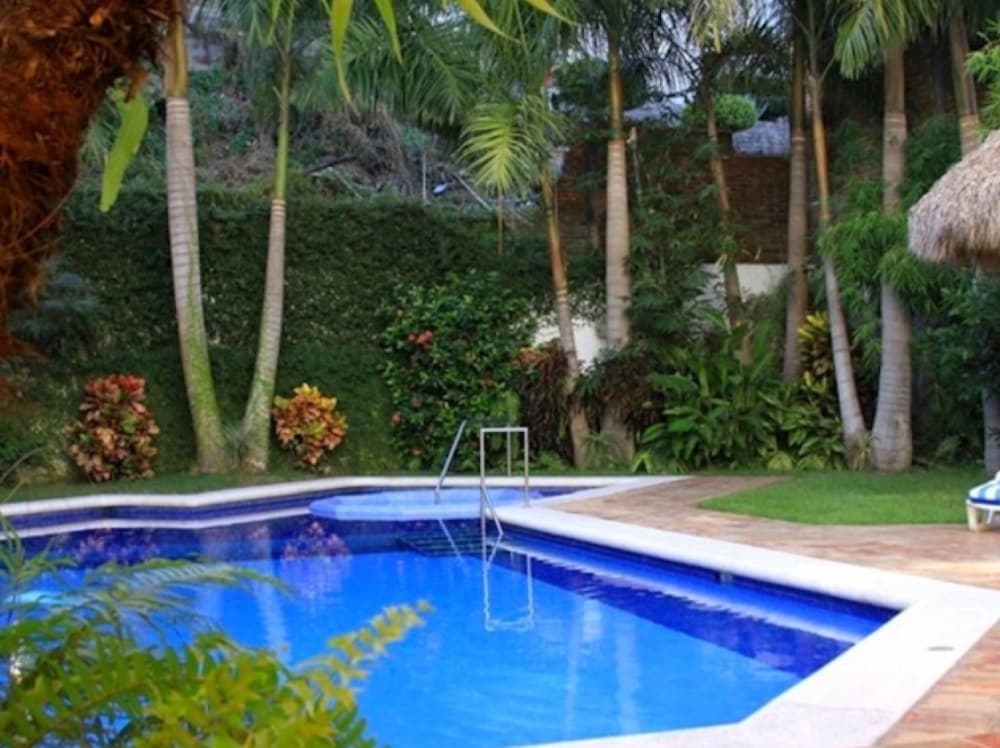 Luxury Condo Romantic Zone-Beach