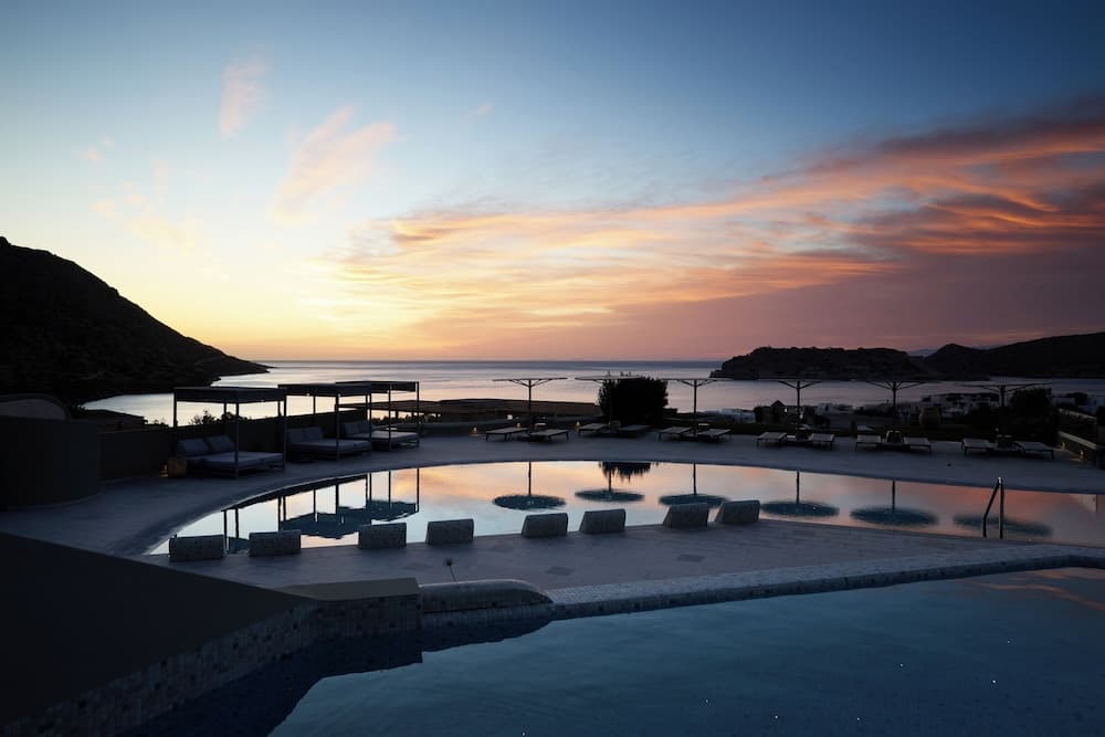 Cayo Exclusive Resort & Spa