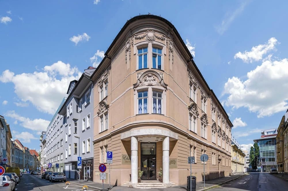 Elisabeth Old Town