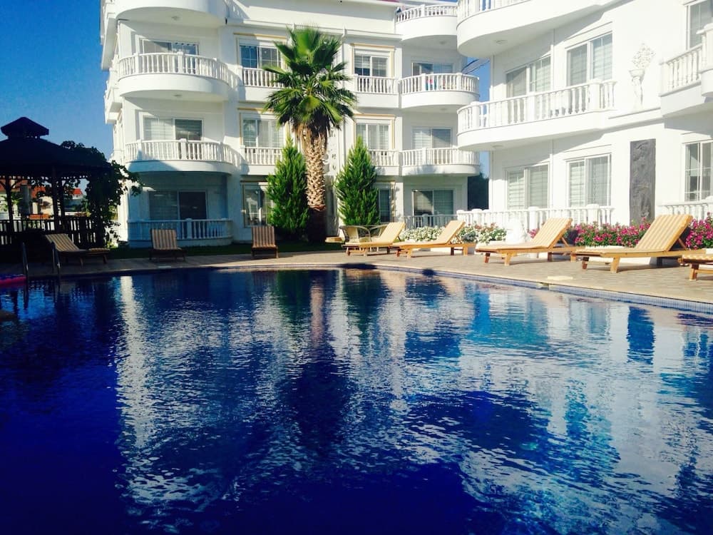 Belka Golf Residence