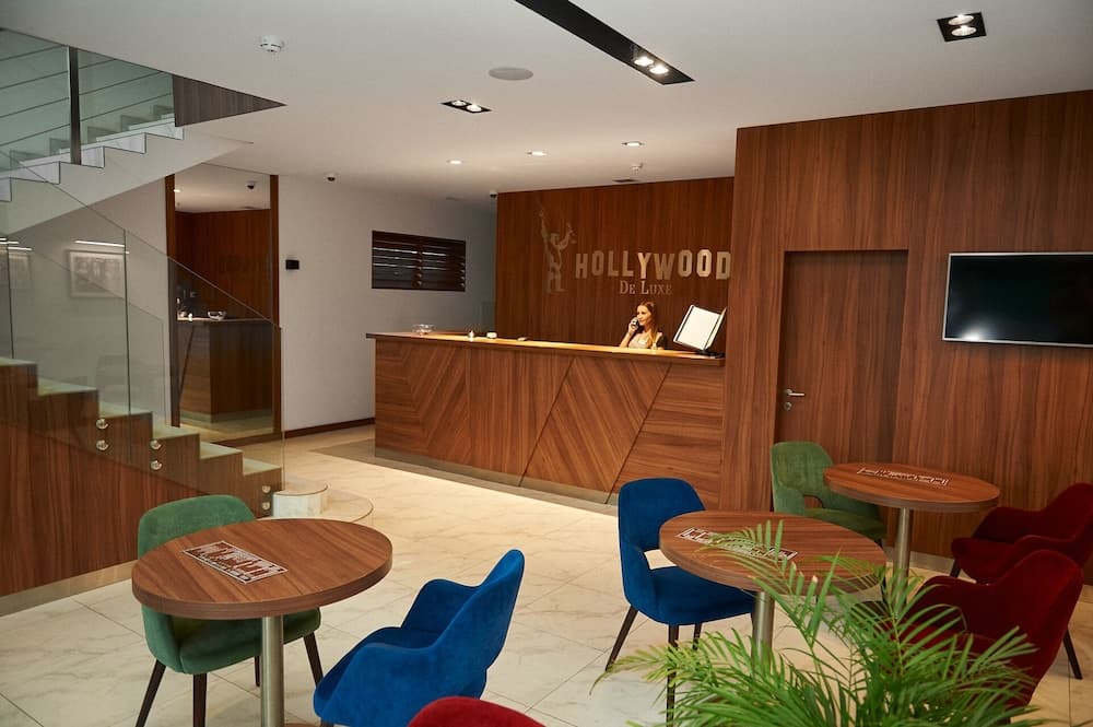 Hollywood De Luxe Hotel