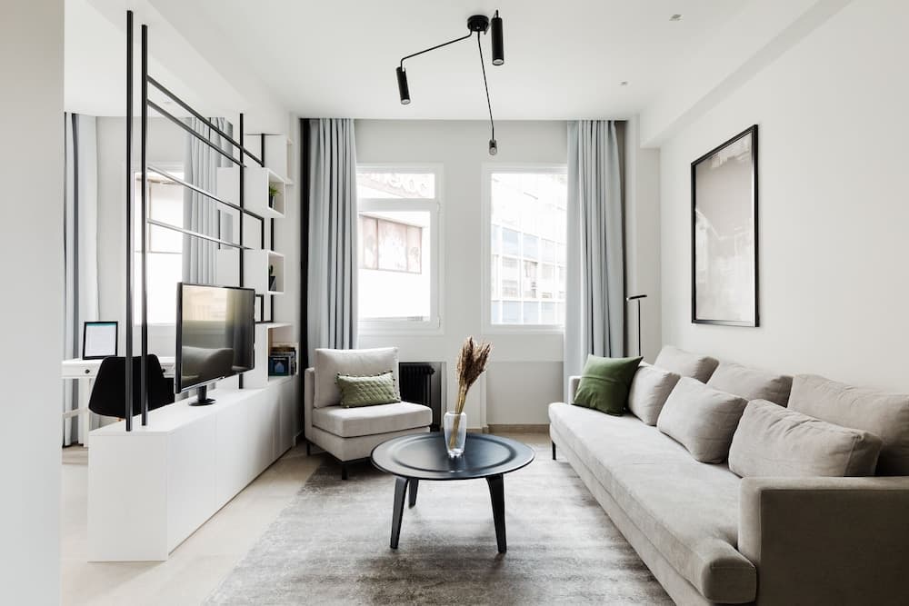 UPSTREET Luxury Apartments in Plaka