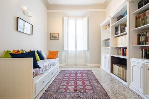 Santa Maria Novella 4 Bedrooms by Mmega