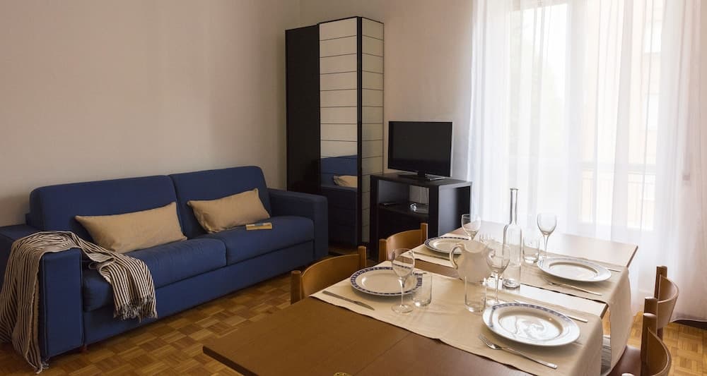 JOIVY Welcoming 1BR apt next to Villa Olmo