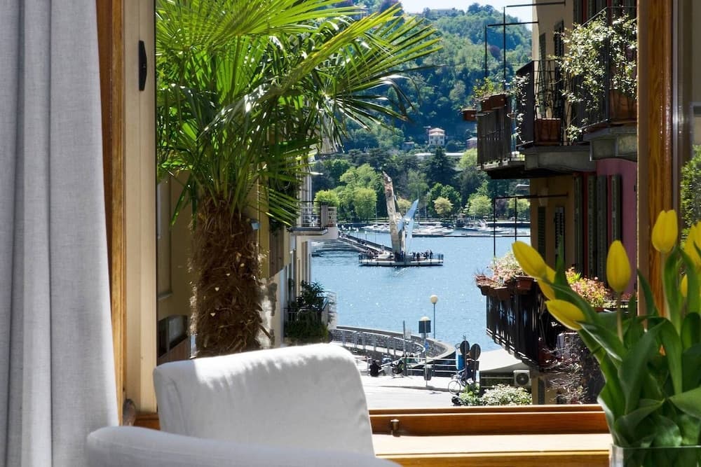 JOIVY Cute Apt Close by the lake w/parking