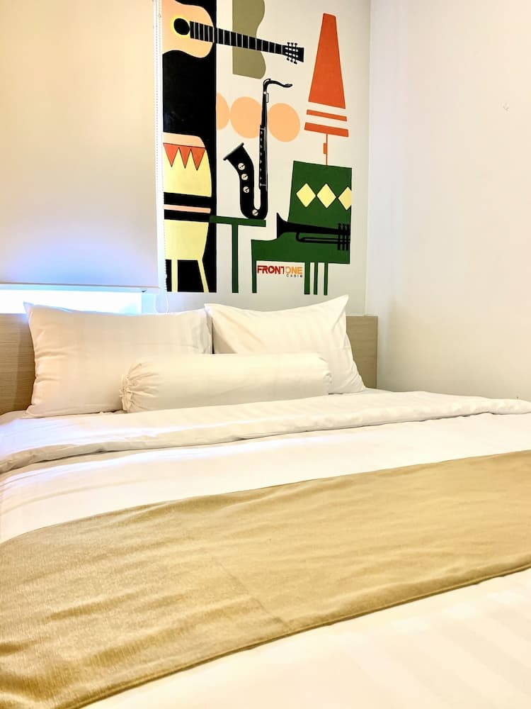 Front One Cabin Sunter