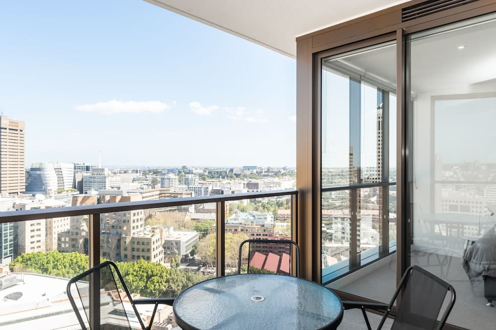 New 2 Bedroom Darling Harbor Apartment