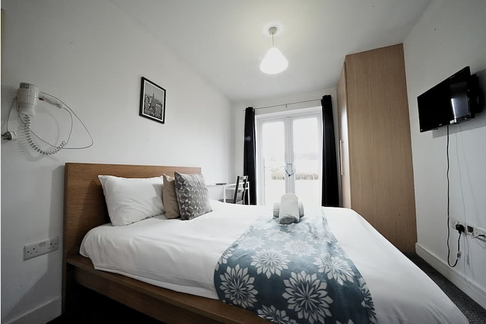 The Great Airport Place