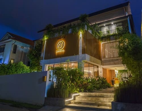 M5 Hotel