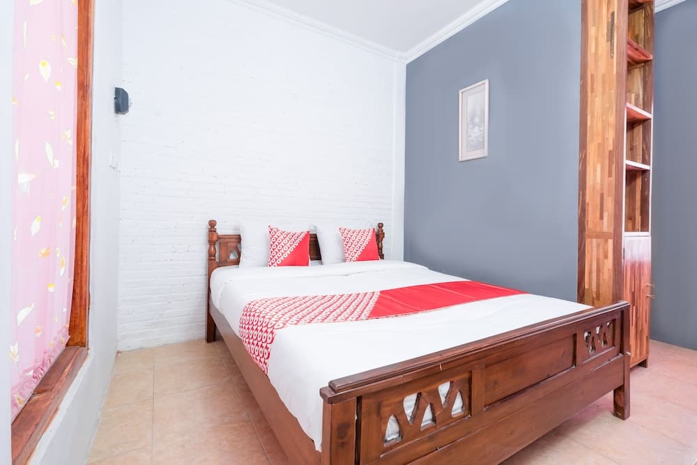 OYO 1592 Gading 4u Homestay