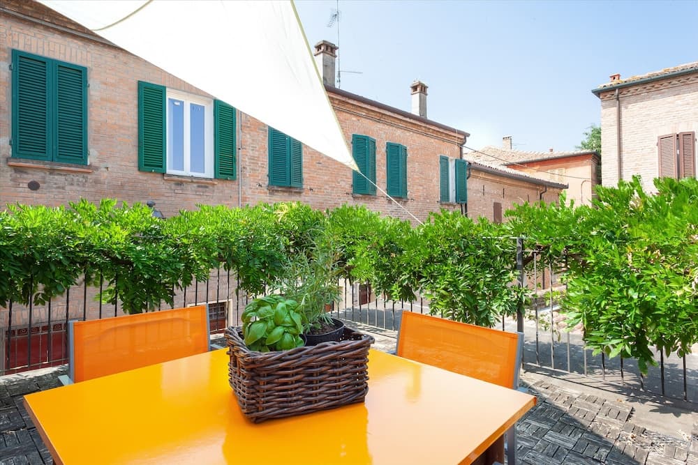 Ferrara Casa Dell'Archivòlto Con Garage