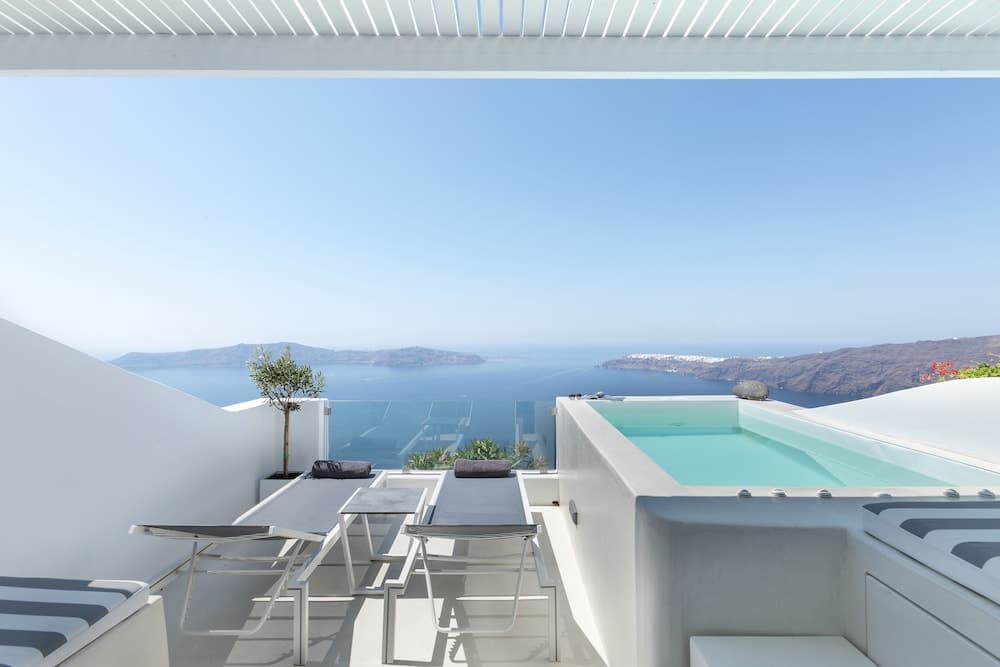 Aether Suite by Caldera Houses