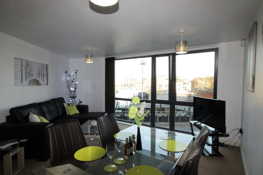 Marina Water View Apartment