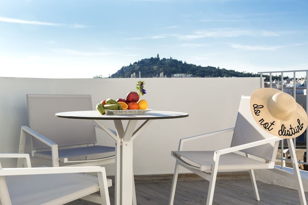 Acropolis Junior Suite