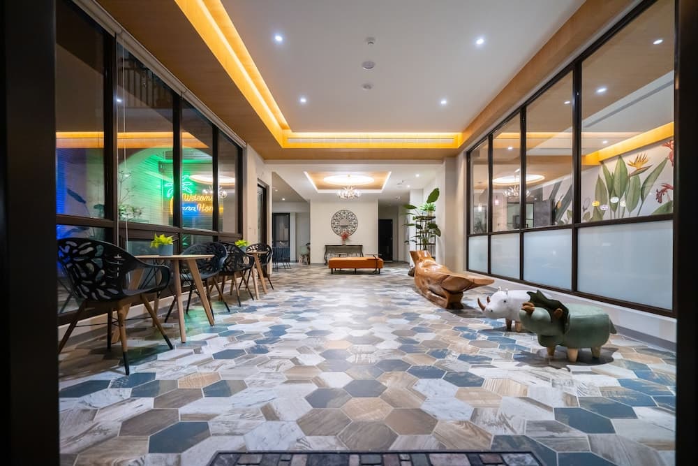 Relaxury Beach House