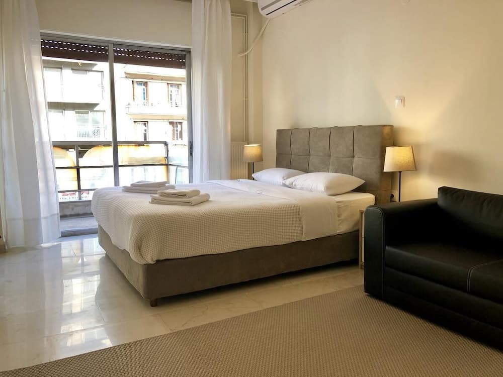 InCity El Metro 102, Deluxe Studio