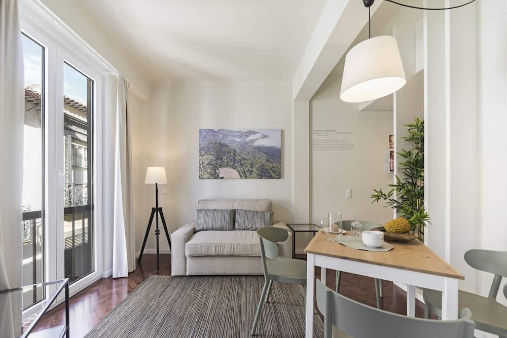 Downtown Funchal Apartments 2B Balcões by An Island Apart