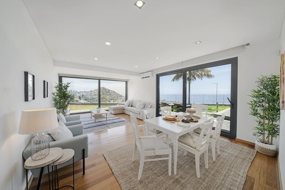 Vila Papagaio Verde by An Island Apart