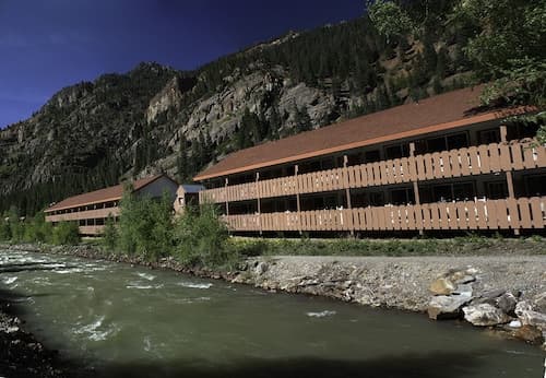 Hot Springs Inn