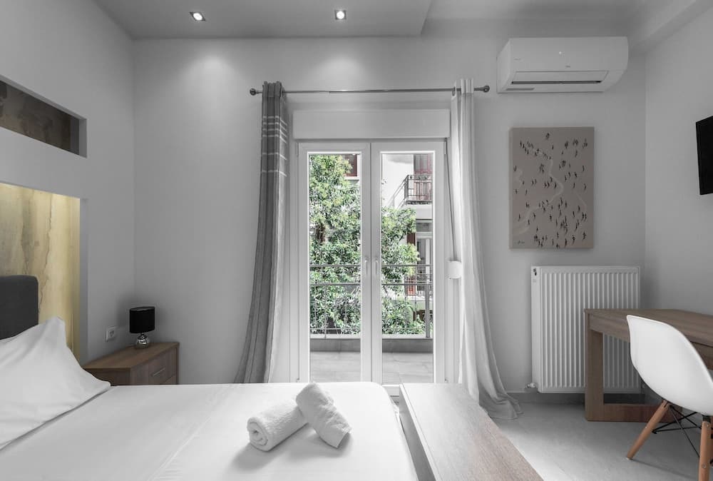 Cosmopolitan Apartments Nilie Suites & Aprts