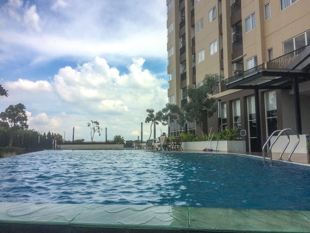 1BR with Extra Balcony The Oasis Cikarang Apartment