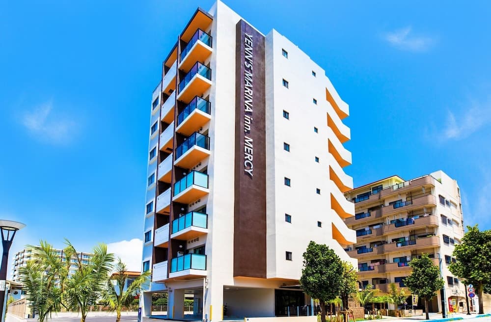 Yenn's Marina Inn Mercy
